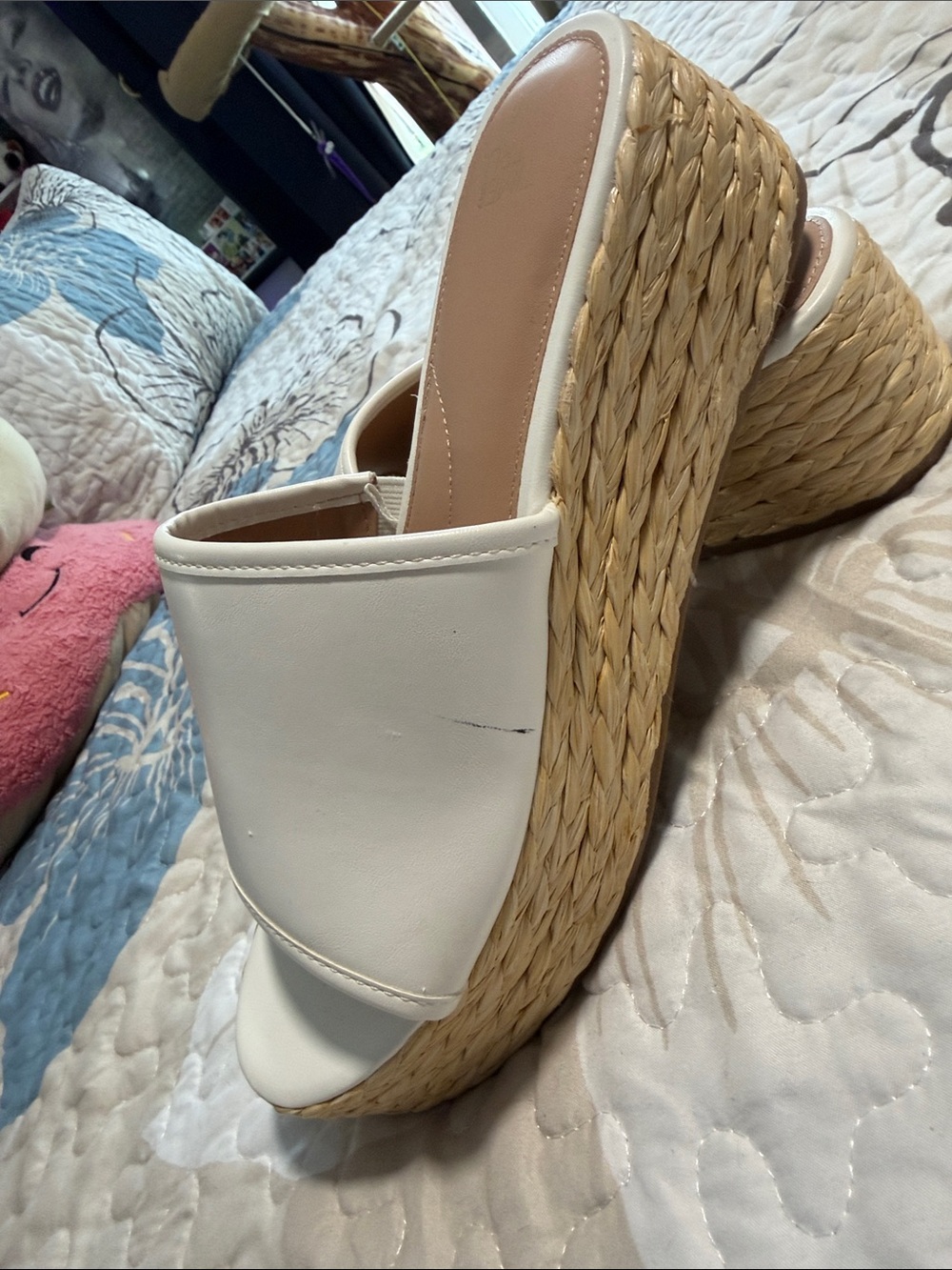 Time and Tru White Wide Strap Slide Clogs - Picture 6 of 8